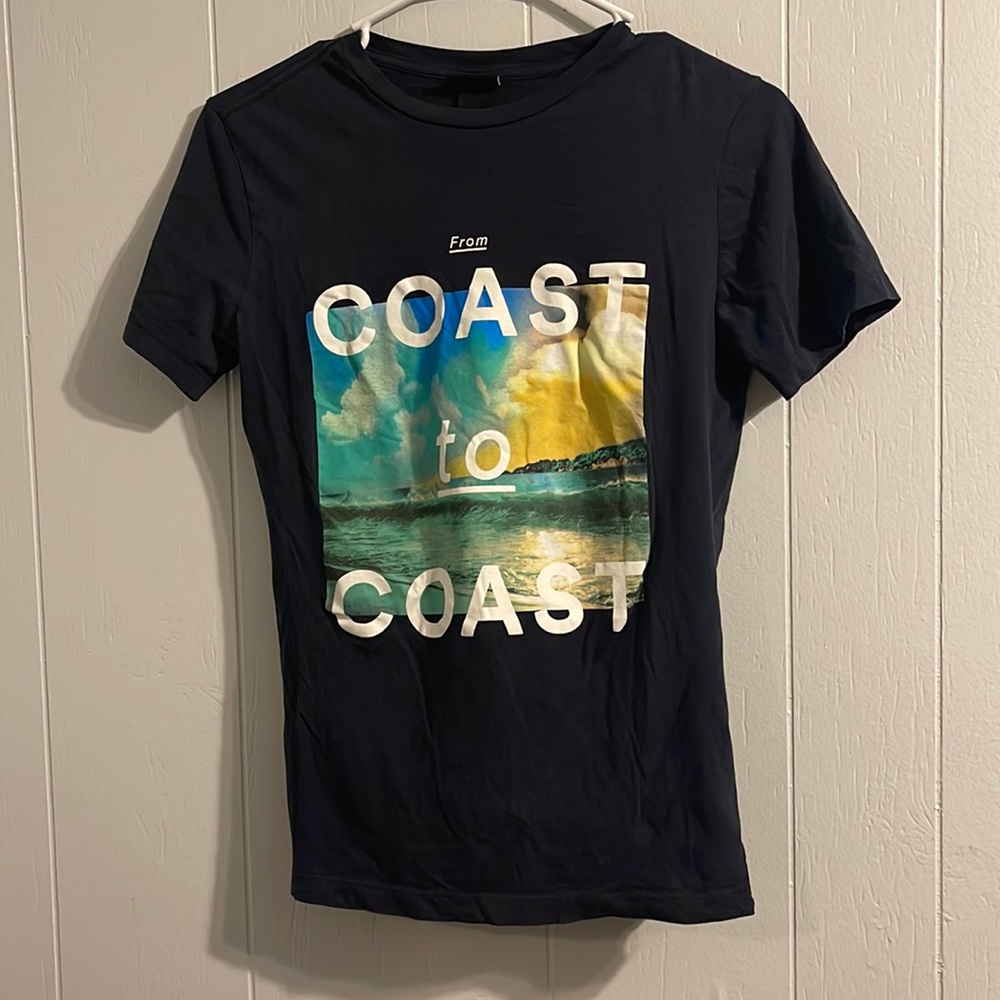 H&M Men’s XS Coast to Coast Tee